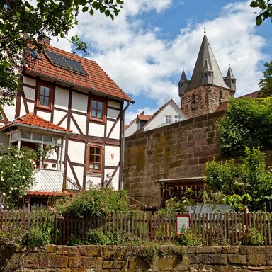 Blick auf die Matthäuskirche Niederzwehren