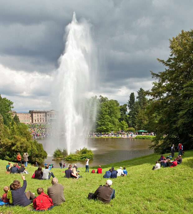 Der krönende Abschluss der Wasserspiele ist die Fontäne vor Schloss Wilhelmshöhe